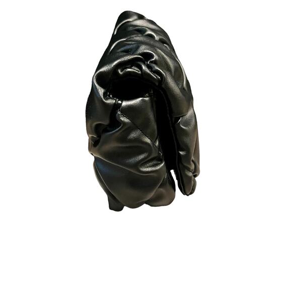 Jessica Simpson Elegant Quilted Black Shoulder Bag with Gold Chain Strap NWT - Picture 9 of 16